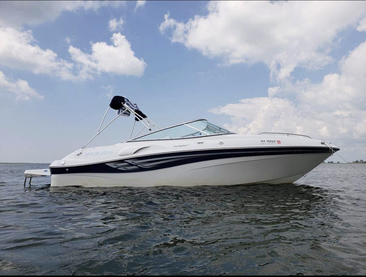 2000 Four Winns 25th Aniversary 2000 Four Winns 25th Aniversary